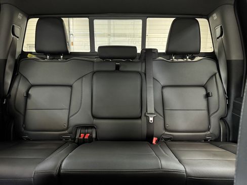 Used 2025 GMC Sierra 3500 Denali w/ Denali Reserve Package image 15