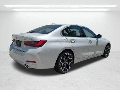 New 2026 BMW 330i Sedan w/ Premium Package RWD image 4