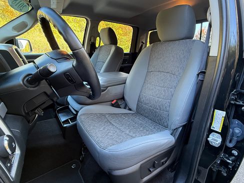 Used 2018 RAM 1500 Big Horn image 14