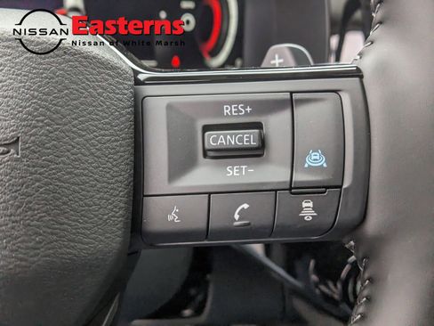 New 2026 Nissan Pathfinder Platinum AWD/4WD image 17