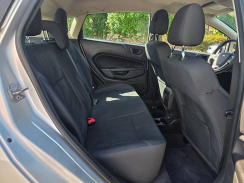 Used 2017 Ford Fiesta SE FWD image 25