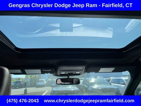 Used 2021 Ford Explorer Platinum w/ Equipment Group 601A AWD/4WD image 35