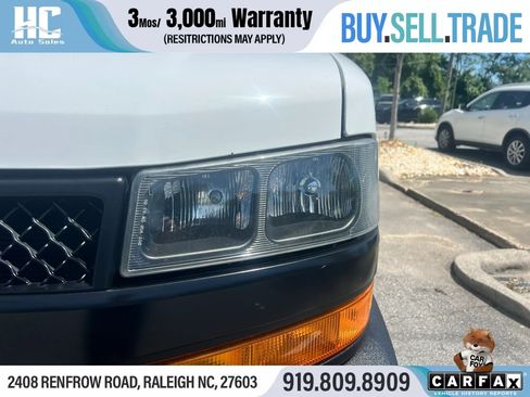 Used 2021 Chevrolet Express 2500 RWD image 11