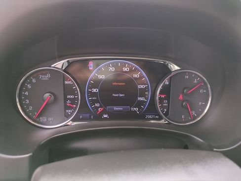 Used 2024 GMC Terrain Denali w/ Denali Premium Package AWD/4WD image 11