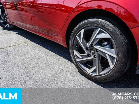 Used 2025 Hyundai Elantra Sport FWD image 16