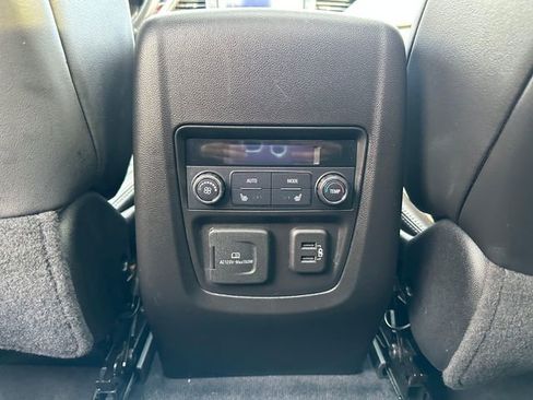 Used 2021 Buick Enclave Avenir w/ Avenir Technology Package image 22