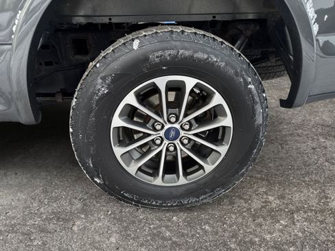 Used 2018 Ford F150 XLT w/ Equipment Group 302A Luxury image 13