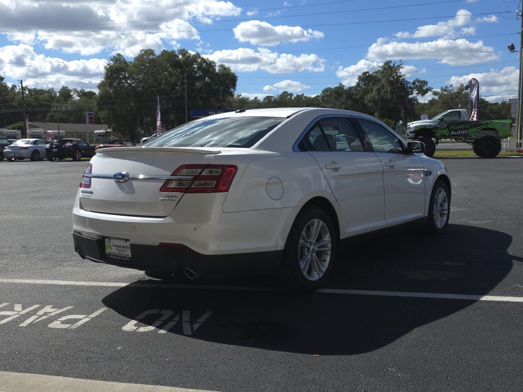 Used 2015 Ford Taurus SEL w/ Equipment Group 201A FWD image 6