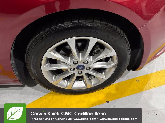 Used 2017 Ford Fusion SE FWD image 34