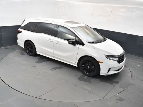 Used 2023 Honda Odyssey Sport image 33