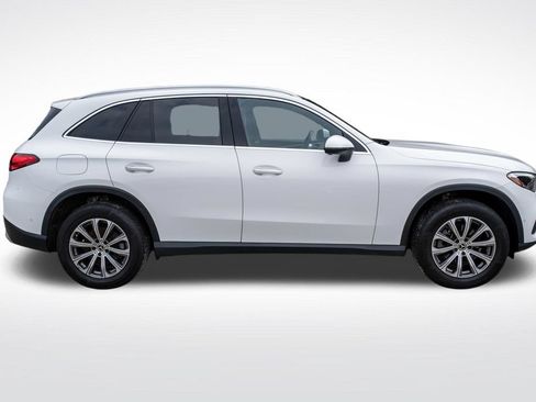 Used 2023 Mercedes-Benz GLC 300 4MATIC image 9