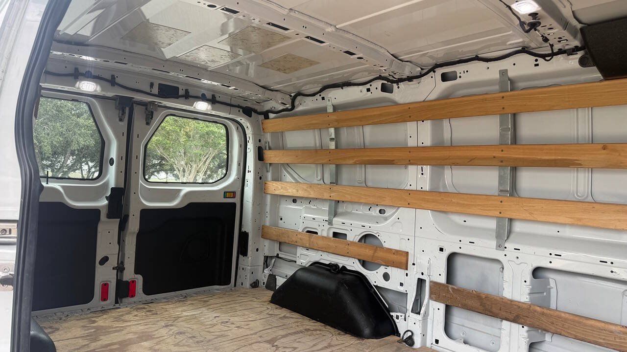 Used 2019 Ford Transit 250 130 Low Roof w/ Exterior Upgrade Package RWD image 26