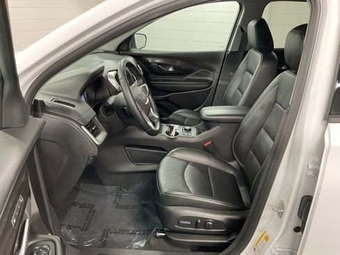 Used 2024 GMC Terrain SLT image 22