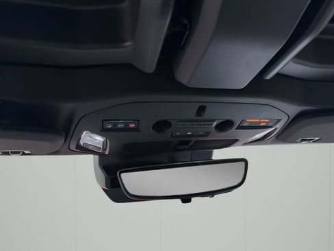 New 2025 GMC Hummer EV 2X image 32