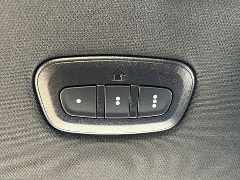 New 2026 RAM 1500 4x4 Crew Cab image 25