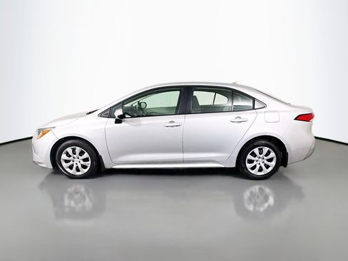Used 2026 Toyota Corolla LE image 6
