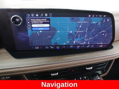Used 2026 Chevrolet Suburban High Country w/ Sun And Tow Package AWD/4WD image 26