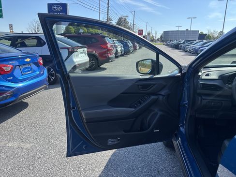 Certified 2024 Subaru Crosstrek 2.5i Wilderness w/ Crosstrek Mirror Package AWD/4WD image 19