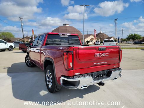 Used 2024 GMC Sierra 1500 SLT w/ SLT Premium Plus Package image 5