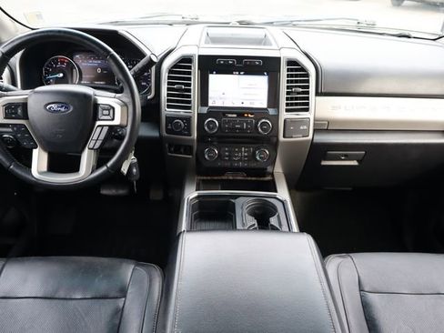 Used 2017 Ford F250 Lariat w/ Chrome Package image 22