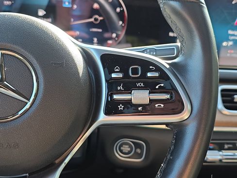 Used 2022 Mercedes-Benz GLE 350 4MATIC image 21