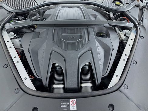 New 2026 Porsche Panamera image 32