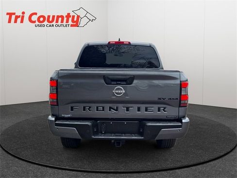 Used 2023 Nissan Frontier SV w/ Midnight Edition Package image 7