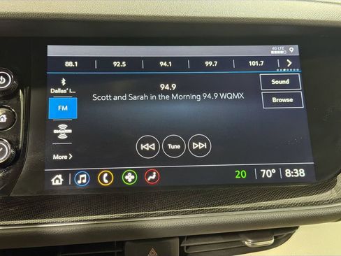 Used 2021 Buick Envision Essence FWD image 16