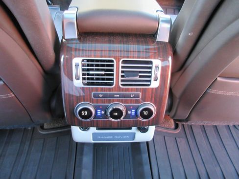 Used 2017 Land Rover Range Rover Supercharged image 41