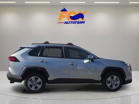 New 2025 Toyota RAV4 XLE image 6