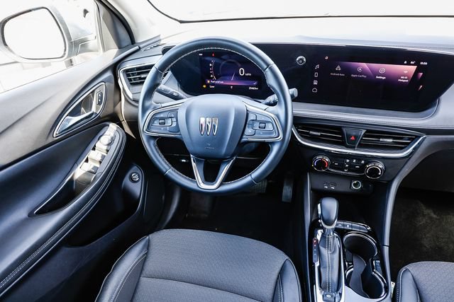 Used 2025 Buick Encore GX Preferred FWD image 17