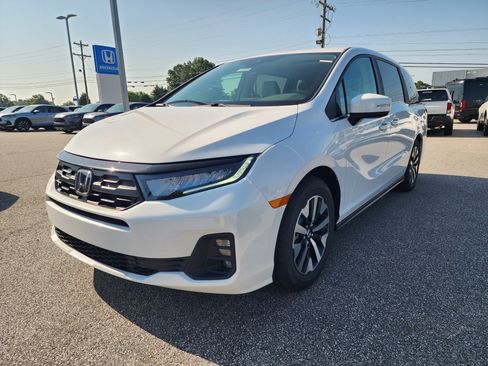 New 2026 Honda Odyssey EX-L image 2