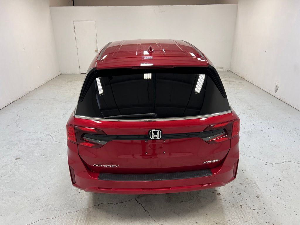 Used 2025 Honda Odyssey Sport-L image 4
