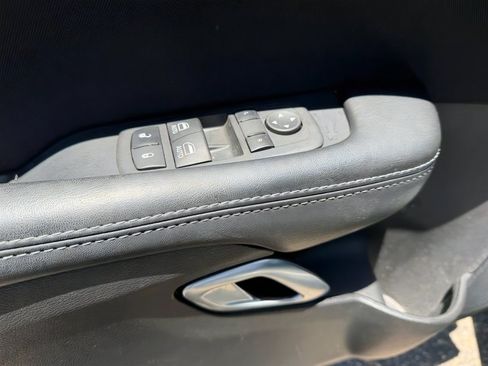 Used 2022 Dodge Challenger R/T RWD image 22