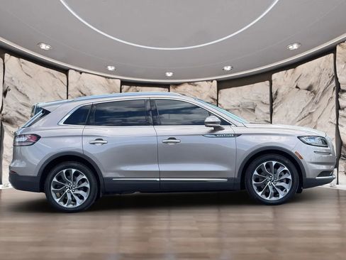 Used 2021 Lincoln Nautilus Reserve w/ Class II Trailer Tow Package AWD/4WD image 4