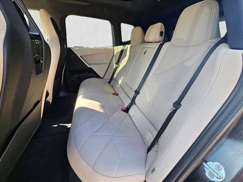 Used 2023 BMW iX xDrive50 w/ Premium Package image 12