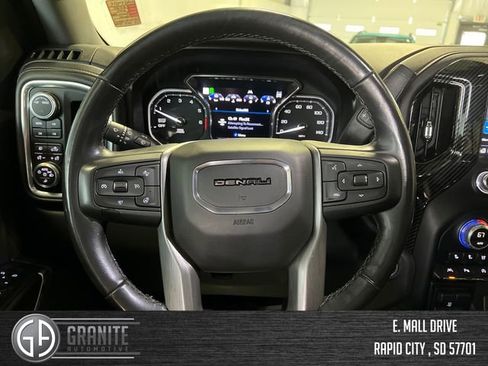 Used 2020 GMC Sierra 1500 Denali w/ Denali Ultimate Package AWD/4WD image 15