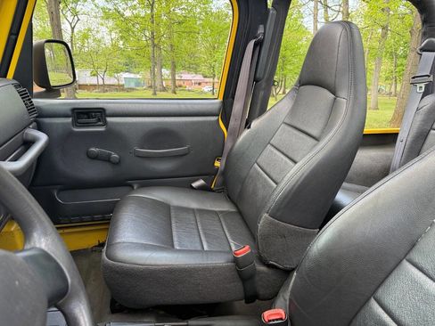 Used 2002 Jeep Wrangler SE AWD/4WD image 24