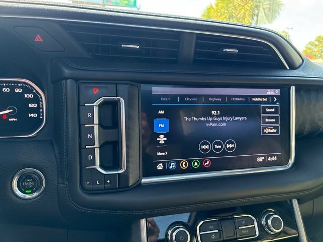 Used 2021 GMC Yukon Denali w/ Denali Ultimate Package AWD/4WD image 33