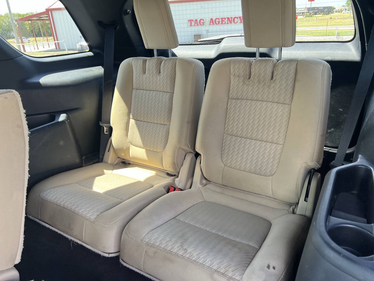 Used 2017 Ford Explorer FWD image 9
