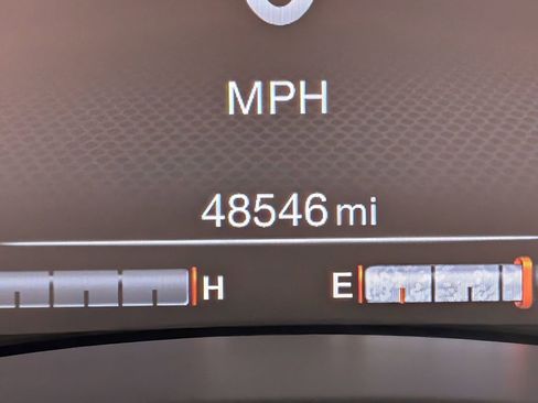 Used 2023 Jeep Renegade Limited image 26