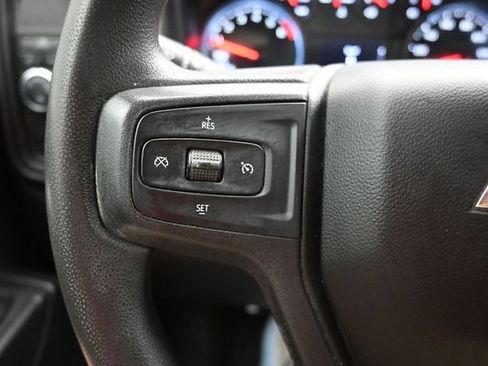 Used 2022 Chevrolet Silverado 1500 Custom RWD image 9