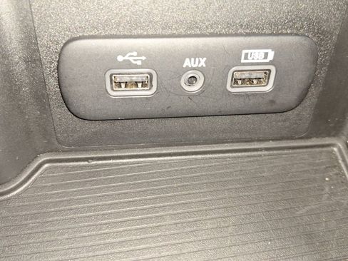 Used 2024 RAM 1500 Classic SLT image 41