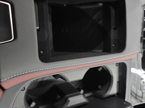 New 2026 INFINITI QX80 Autograph image 41