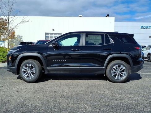 New 2026 Chevrolet Equinox LT w/ Safety and Technology Package image 3
