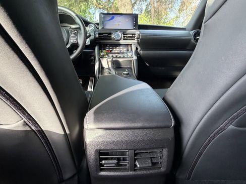 Certified 2025 Lexus RX 350 Premium Plus w/ Accessory Package (Z1) FWD image 38