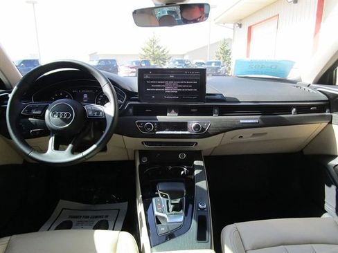 Used 2021 Audi A4 2.0T Premium image 15