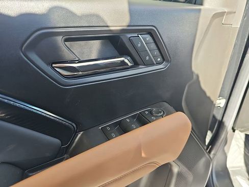 New 2026 GMC Canyon AT4 w/ Technology Plus Package AWD/4WD image 22