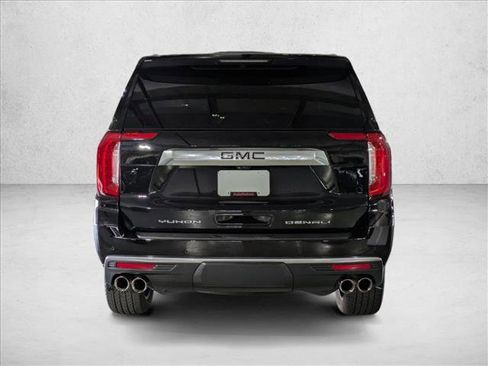 Used 2023 GMC Yukon Denali w/ Denali Reserve Package AWD/4WD image 6