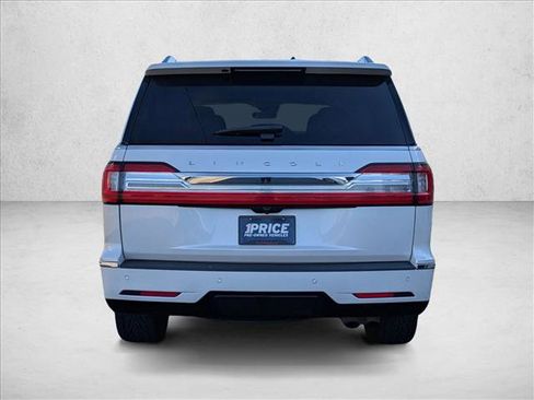 Used 2018 Lincoln Navigator Reserve w/ Technology Package image 6